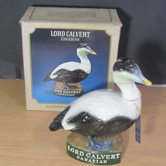 Lord Calvert Canadian 1980 THE COMMON EIDER DUCK Decanter 4th in series EMPTY. - Picture 1 of 7